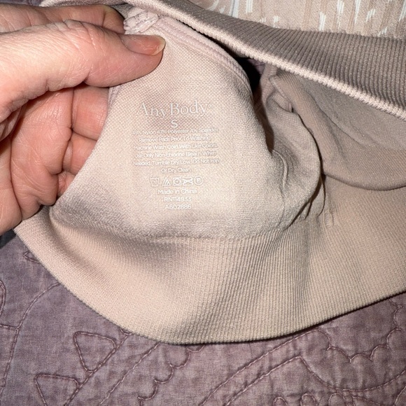 Women's Cream Bra - Picture 3 of 8